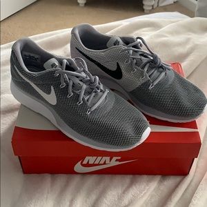 NWOT Nike Sneakers